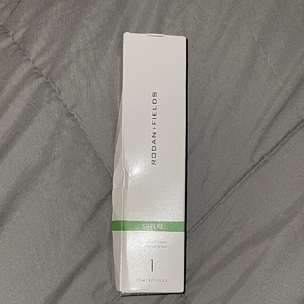 Rodan + Fields White and Green Moisturizer